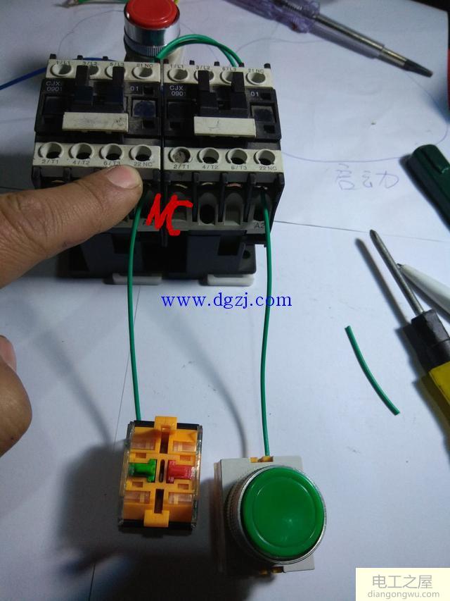 接触器点动自锁互锁接线实物图解-接触器点动接线图-继电器 - 电工屋