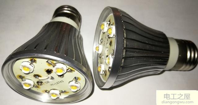 测量LED灯珠时使其发光选用4.5V以上供电的万用表