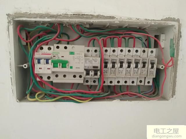 漏电开关为总开关装1P和2P开关怎么接线