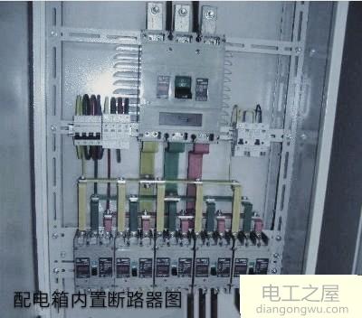 配电箱5个250A空开要配多大的总开关怎么计算