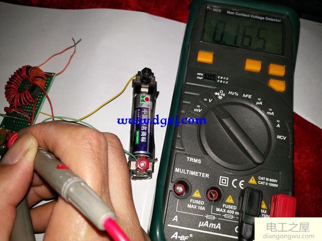 低电压振荡电路图及实物图