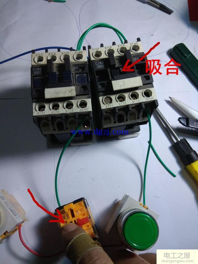 接触器点动自锁互锁接线实物图解