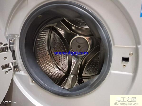 海尔滚筒洗衣机下面的胶圈变形是什么原因