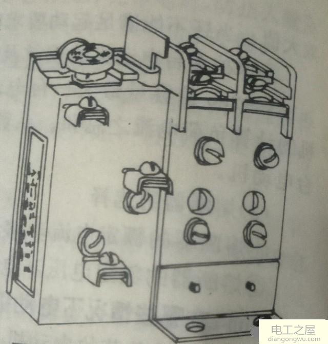 家用水泵一插电就跳闸怎么回事