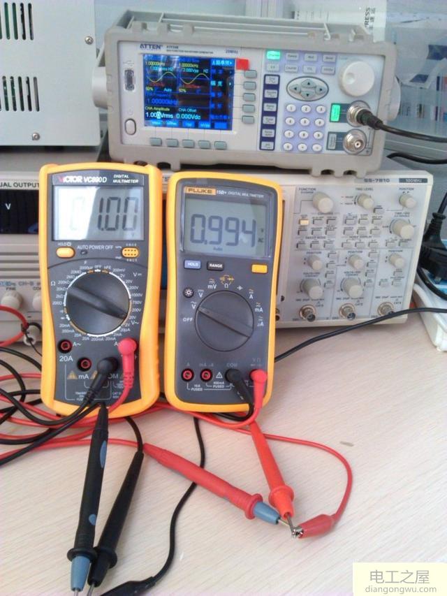 万用表测量2400hz电压为什么显示的电压值不准