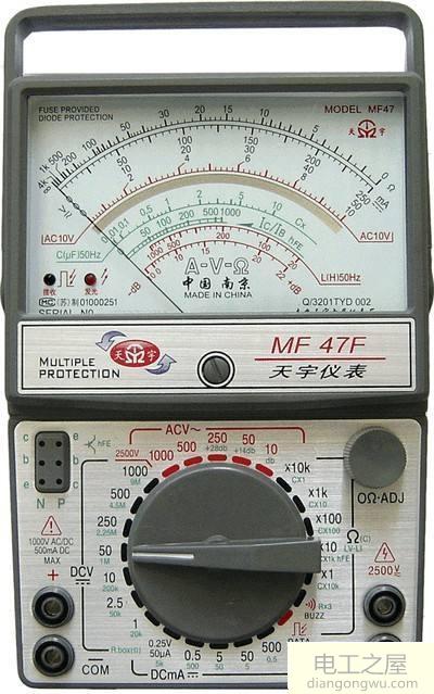 万用表测量2400hz电压为什么显示的电压值不准