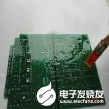 三防漆在PCB电路板上的使用工艺解析