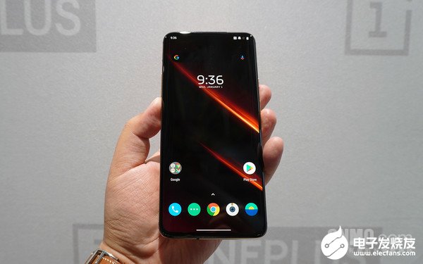 一加OnePlus Concept One迈凯伦版本曝光采用了潜隐式后置摄像头设计