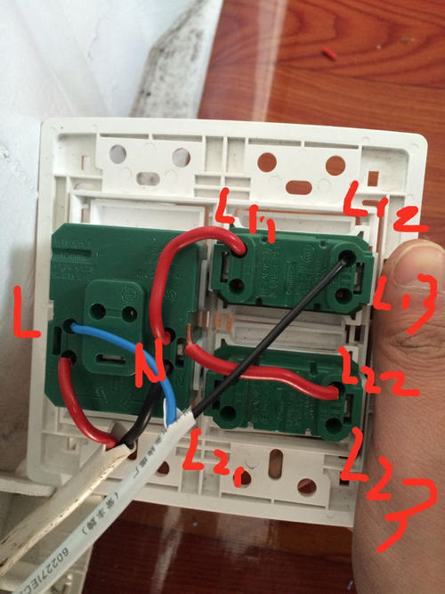 一灯一开关接法图,单控开关接线图,单开关怎么接线,接灯泡线的示意图,灯线开关的线路图,一位开关接线图,开关接线图,电灯开关怎么接,电灯开关接线图,一灯一开怎么安装图,一个灯一个开关怎么接,接灯泡线怎么接线图解,一灯一控开关接线图解,单控开关接灯线路图,普通灯泡开关接线图,一开关一灯泡开关示意图,一个单开开关怎么接线,一灯双控开关接线图,一灯一插座开关接线图,一灯一开关怎么接线,控制灯泡开关怎么接,怎么接灯泡和开关图片,两项电怎样接开关和灯泡,灯泡线路怎么接开关图,双控开关接线图,开关插座怎么接线,如何接开关线,灯线怎么接,单控灯开关怎么接线,一开五孔插座接线图,一个灯泡1个开关怎么接,一个灯一个开关接线图,一灯一开关接线图解,灯开关接线,电灯开关接线图实物图,2个灯2个开关怎么接线,开关怎么接线图解,二灯二控开关接线图,一开关一灯泡接线图,电灯开关怎么接线图解,灯开关怎么接线,俩灯的开关怎么接线,一开一灯接线图,一灯一开实物图,单开单控开关接线图,一灯一开关安装视频,一个开关一个灯怎么接,灯开关怎么接,普通一灯一开关接法图,灯管开关怎么接,一控一灯接线图,一灯一插座开关示意图,一个开关控制一个灯图,一个灯一个开关电路图,单控开关接线图实物图